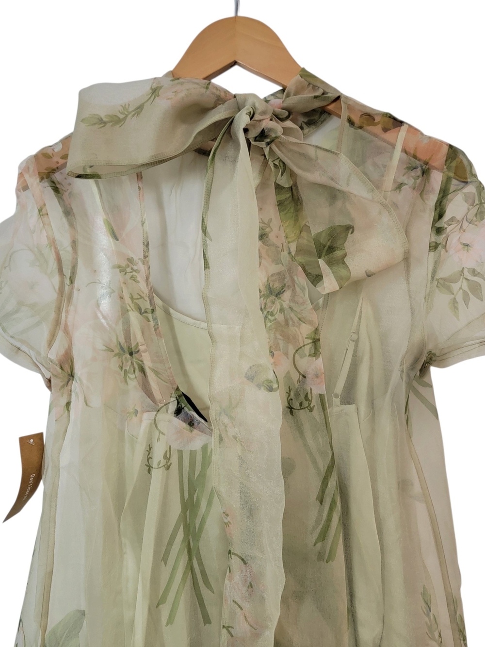 Few Moda Caara Sheer Floral Maxi Dress in Sage Green - Picture 8 of 10